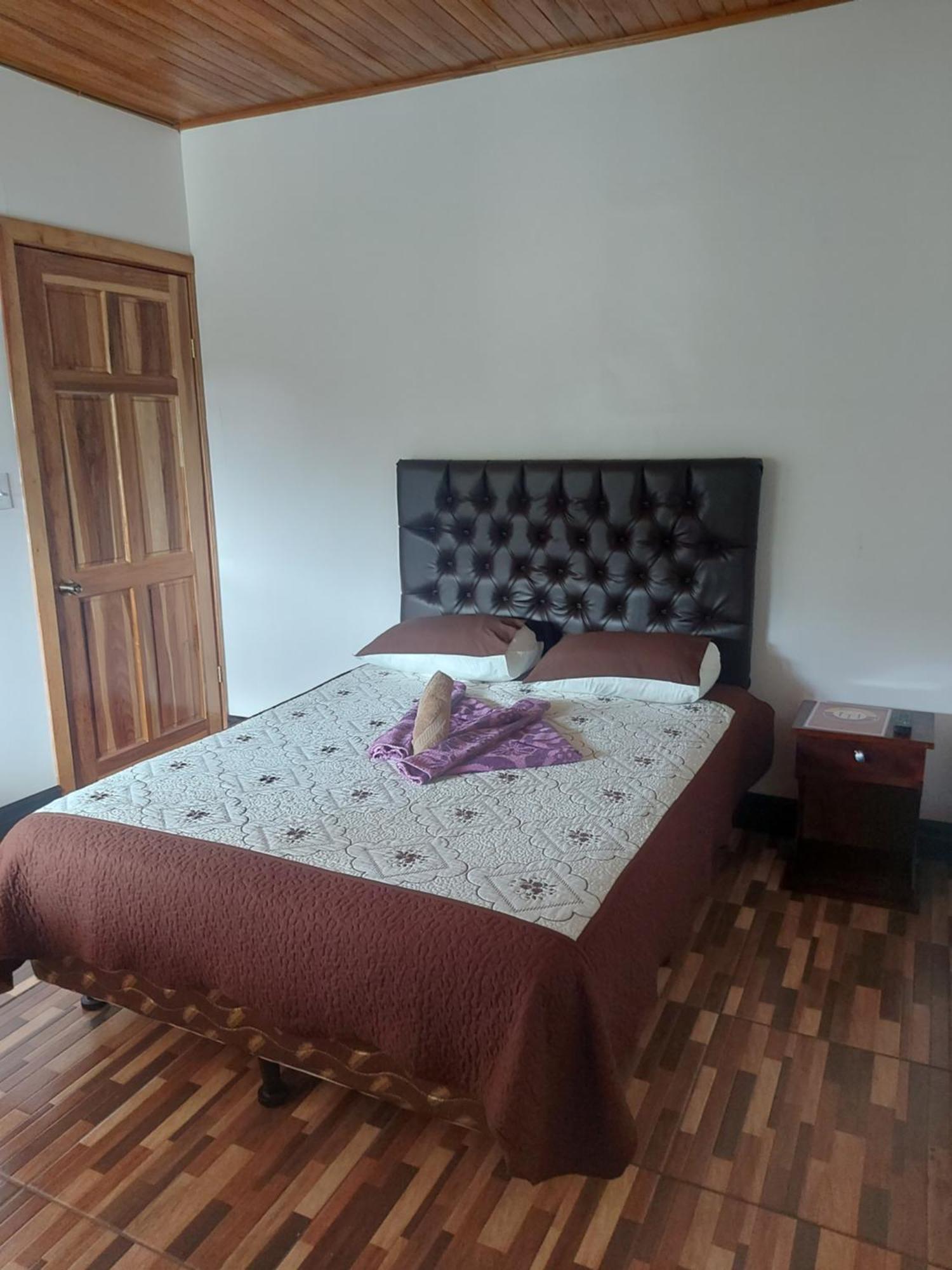Alisson Hotel Y Restaurant Monteverde Eksteriør billede